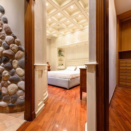 Апартаменты Toto E Peppino Family House Неаполь Экстерьер фото