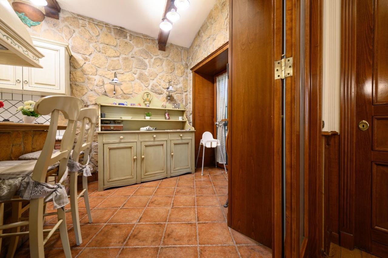 Апартаменты Toto E Peppino Family House Неаполь Экстерьер фото